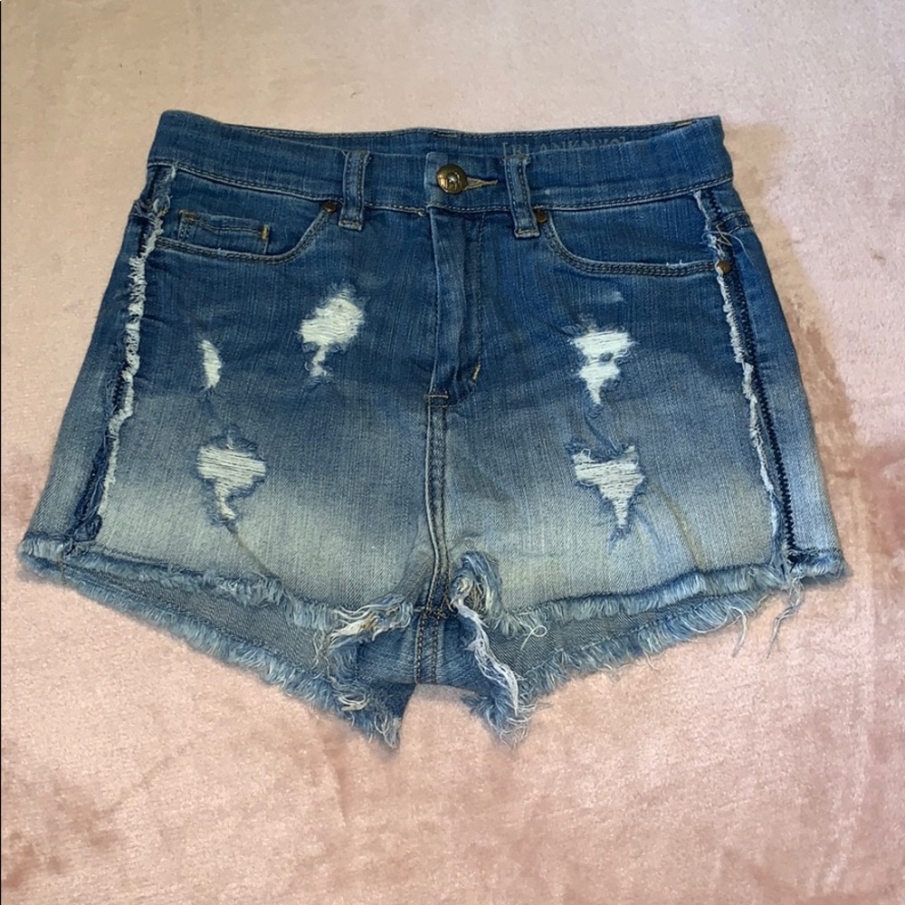 BLANK NYC distressed high waisted shorts! (US 26)